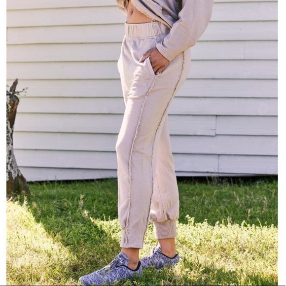 NWT Free People FP Movement Where the Wind Blows High Rise Joggers Cashmere - Picture 4 of 8